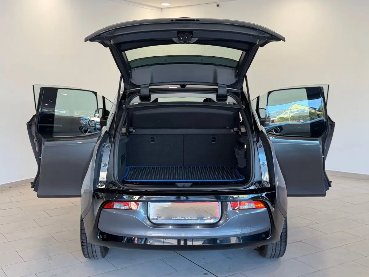 120Ah 42 kWh ** LED, NAVI+, PANORAMA, SPEGEL- PACK, VERW. ST, 19-inch LMV ** 1e EIG - UNFALLFREI ** ** INFORMEER OOK NAAR ONZE AANTREKKELIJKE FINANCIAL-LEASE TARIEVEN **