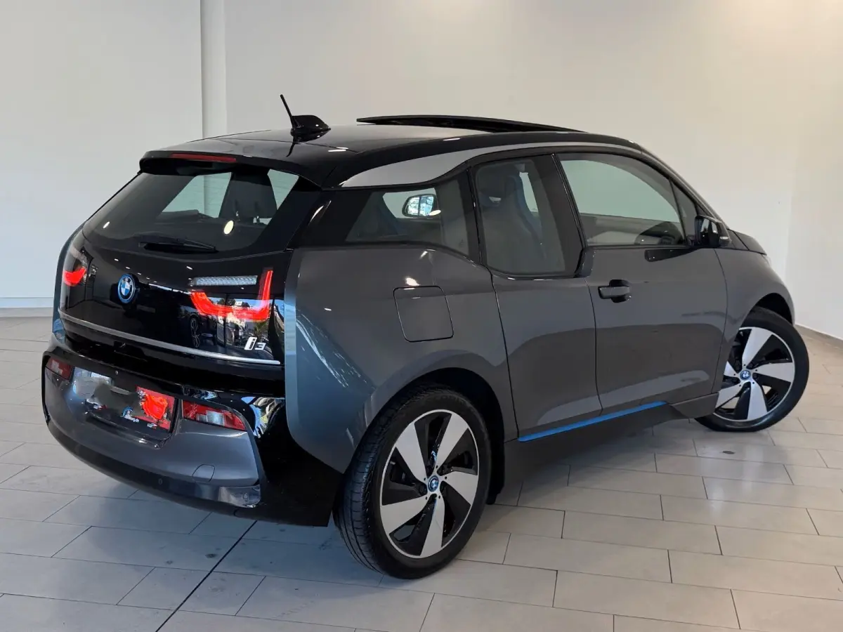 120Ah 42 kWh ** LED, NAVI+, PANORAMA, SPEGEL- PACK, VERW. ST, 19-inch LMV ** 1e EIG - UNFALLFREI ** ** INFORMEER OOK NAAR ONZE AANTREKKELIJKE FINANCIAL-LEASE TARIEVEN **