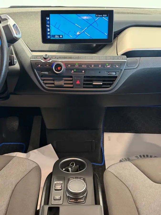 120Ah 42 kWh ** LED, NAVI+, PANORAMA, SPEGEL- PACK, VERW. ST, 19-inch LMV ** 1e EIG - UNFALLFREI ** ** INFORMEER OOK NAAR ONZE AANTREKKELIJKE FINANCIAL-LEASE TARIEVEN **