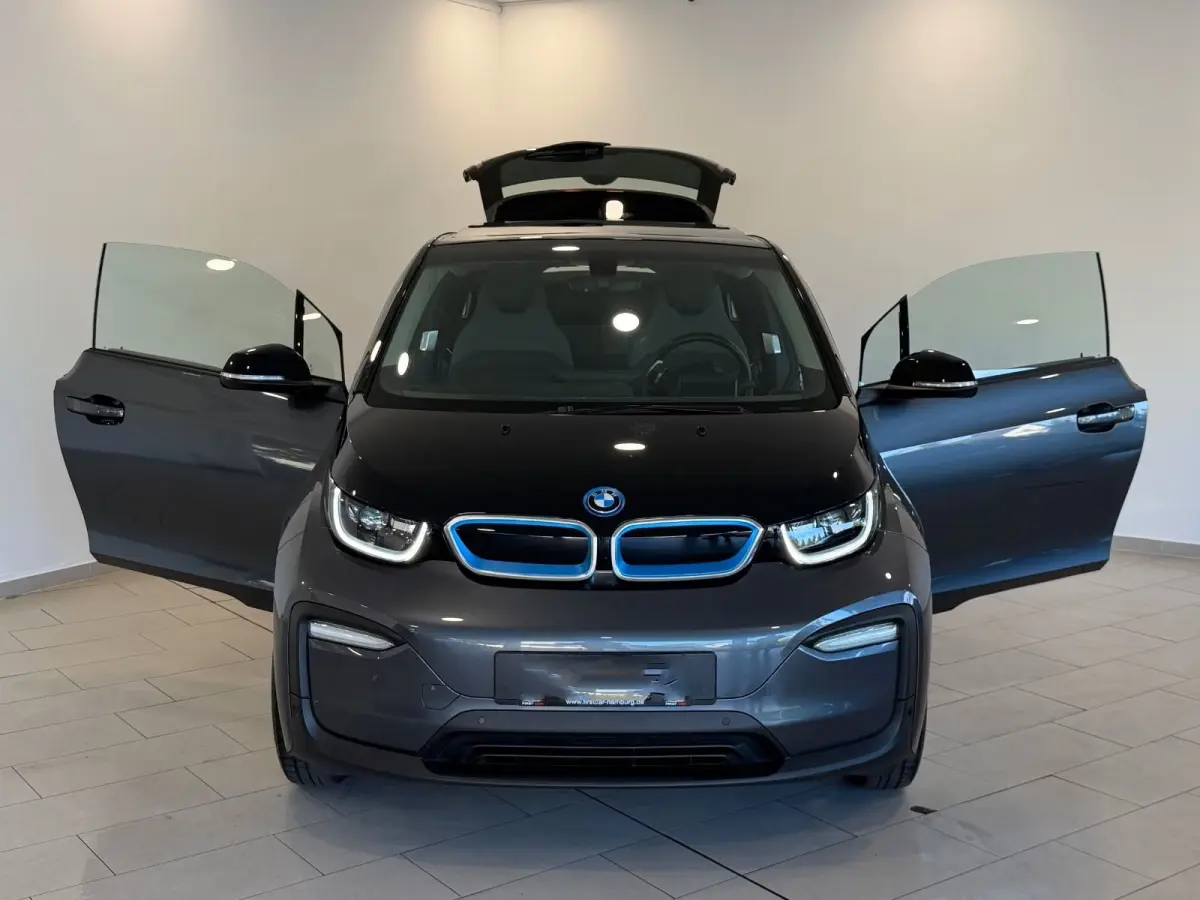 120Ah 42 kWh ** LED, NAVI+, PANORAMA, SPEGEL- PACK, VERW. ST, 19-inch LMV ** 1e EIG - UNFALLFREI ** ** INFORMEER OOK NAAR ONZE AANTREKKELIJKE FINANCIAL-LEASE TARIEVEN **