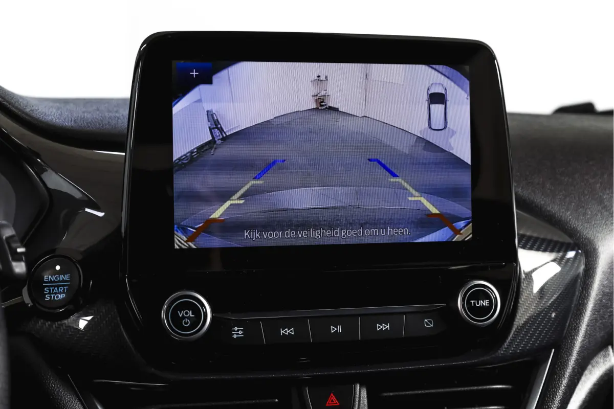 1.0 EcoBoost 100 PK ST-Line Orig. NL | Cruise | Winterpakket | PDC | Camera | NAV + App. Connect | ECC | LM 17" |