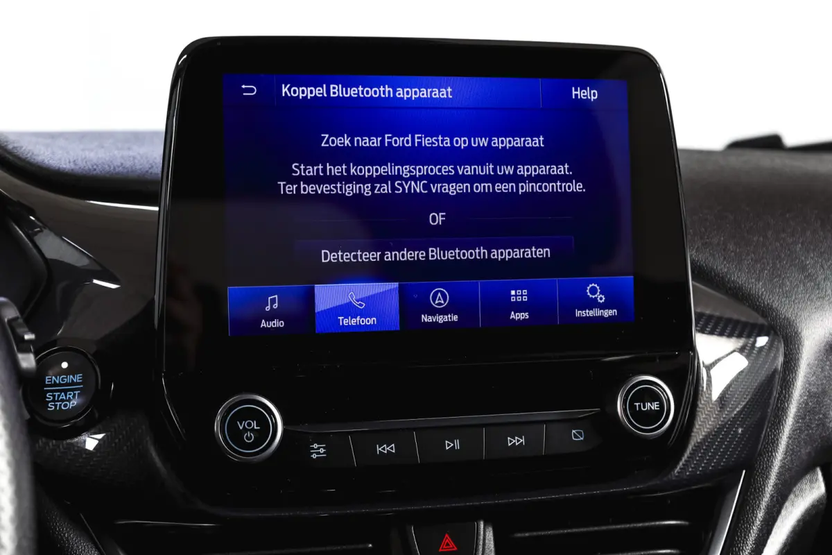 1.0 EcoBoost 100 PK ST-Line Orig. NL | Cruise | Winterpakket | PDC | Camera | NAV + App. Connect | ECC | LM 17" |