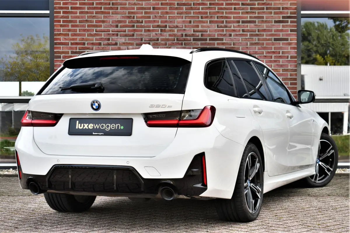 320e M-Sport Shadowline Leder 18inch BTW-auto!