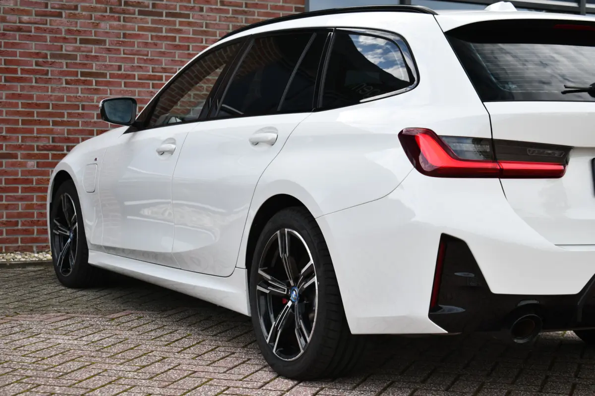320e M-Sport Shadowline Leder 18inch BTW-auto!