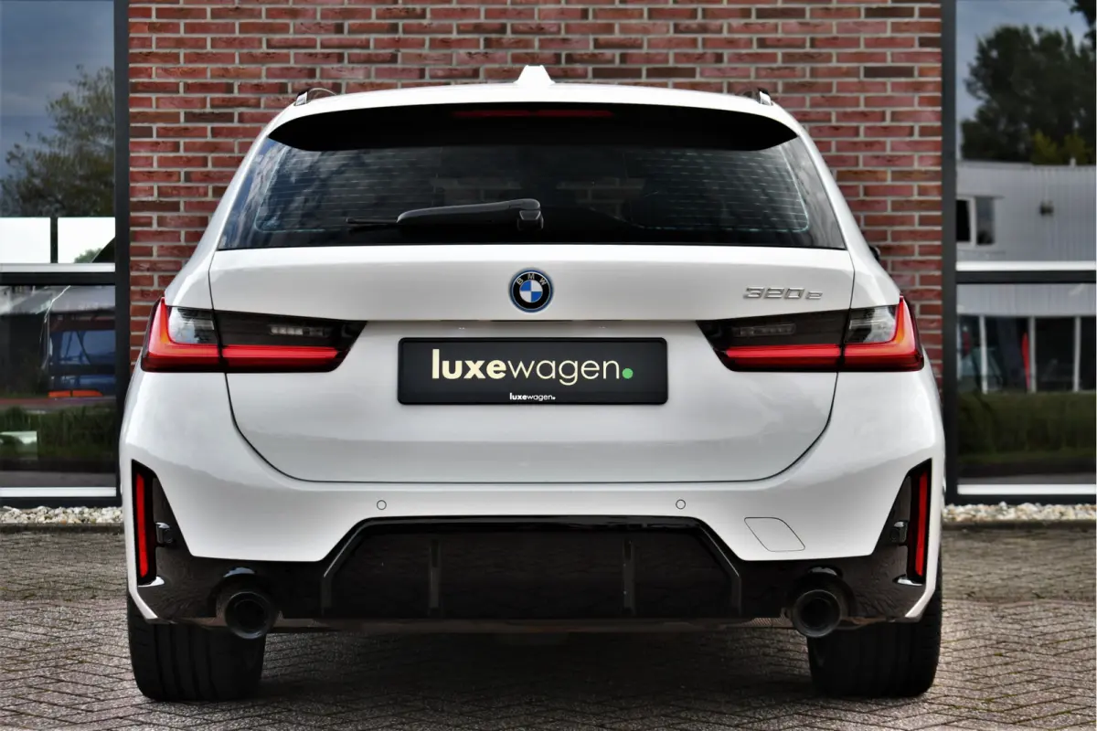 320e M-Sport Shadowline Leder 18inch BTW-auto!