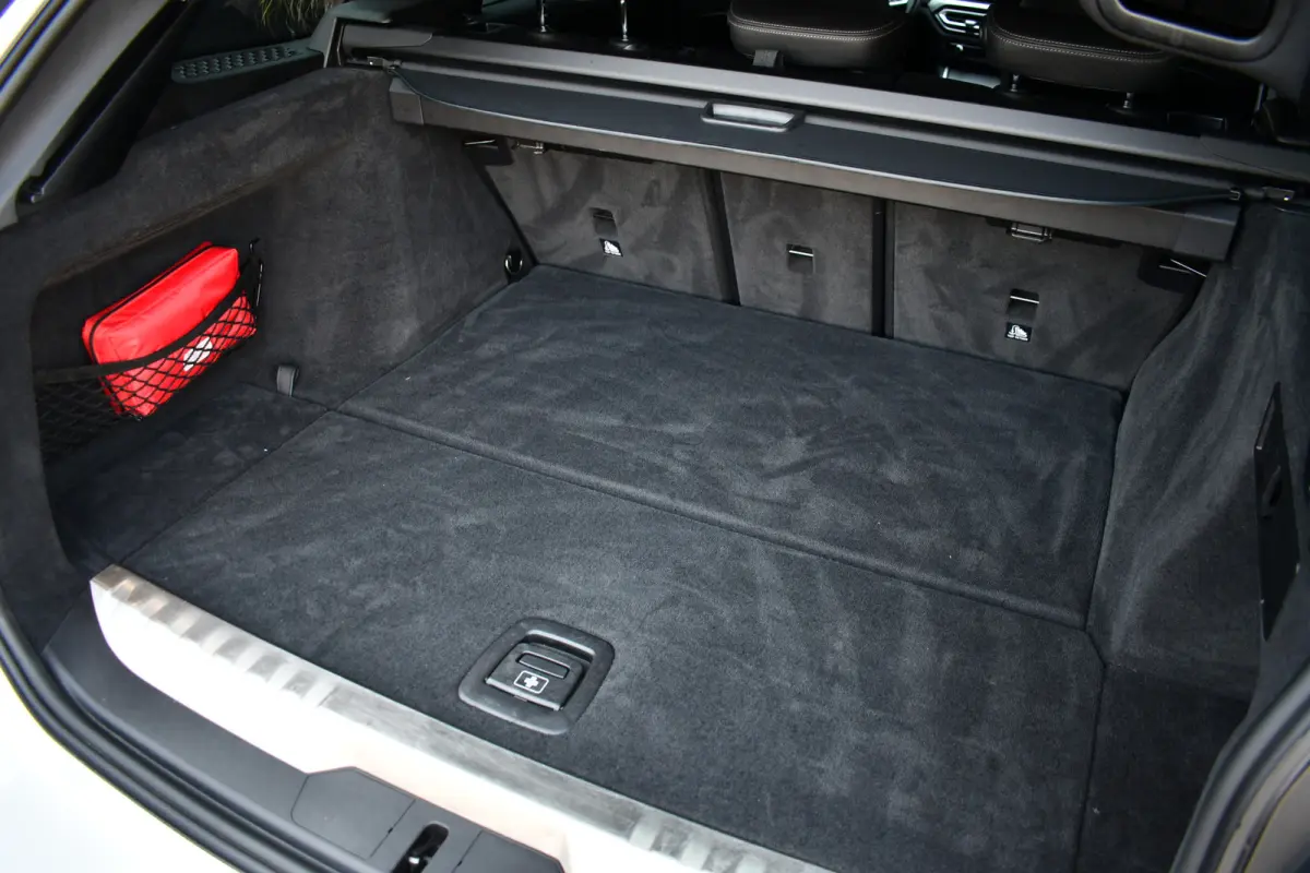 320e M-Sport Shadowline Leder 18inch BTW-auto!