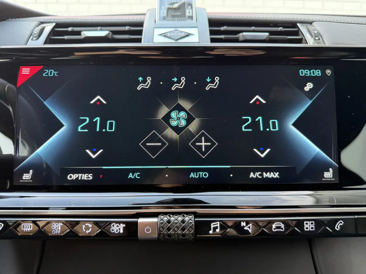 300pk E-Tense 4x4 Opera (Elektrisch Schuifdak - Trekhaak - Leder incl verwarming/koeling/massage/geheugen - Focal Electra - NightVision - 360gr Camera - Elektrische Klep - LED - Adaptieve Cr