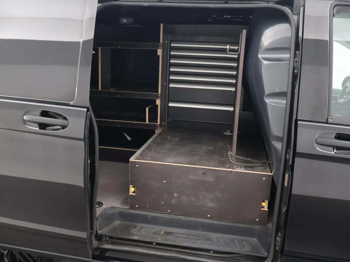 114 CDI L2 + 19 INCH | SPOILERPAKKET | SIDEBARS | LED | APPLE CARPLAY | CAMERA | STOELVERWARMING