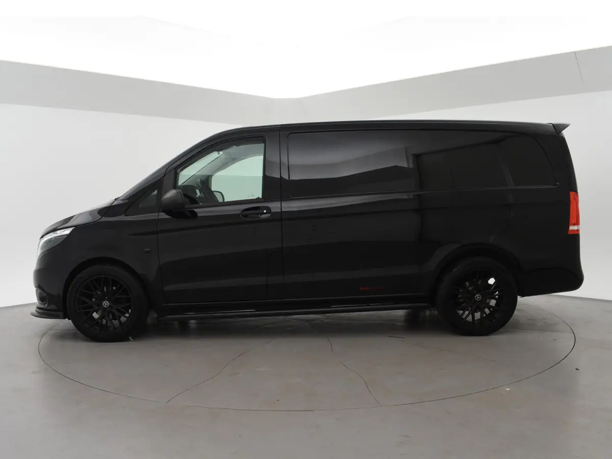 114 CDI L2 + 19 INCH | SPOILERPAKKET | SIDEBARS | LED | APPLE CARPLAY | CAMERA | STOELVERWARMING