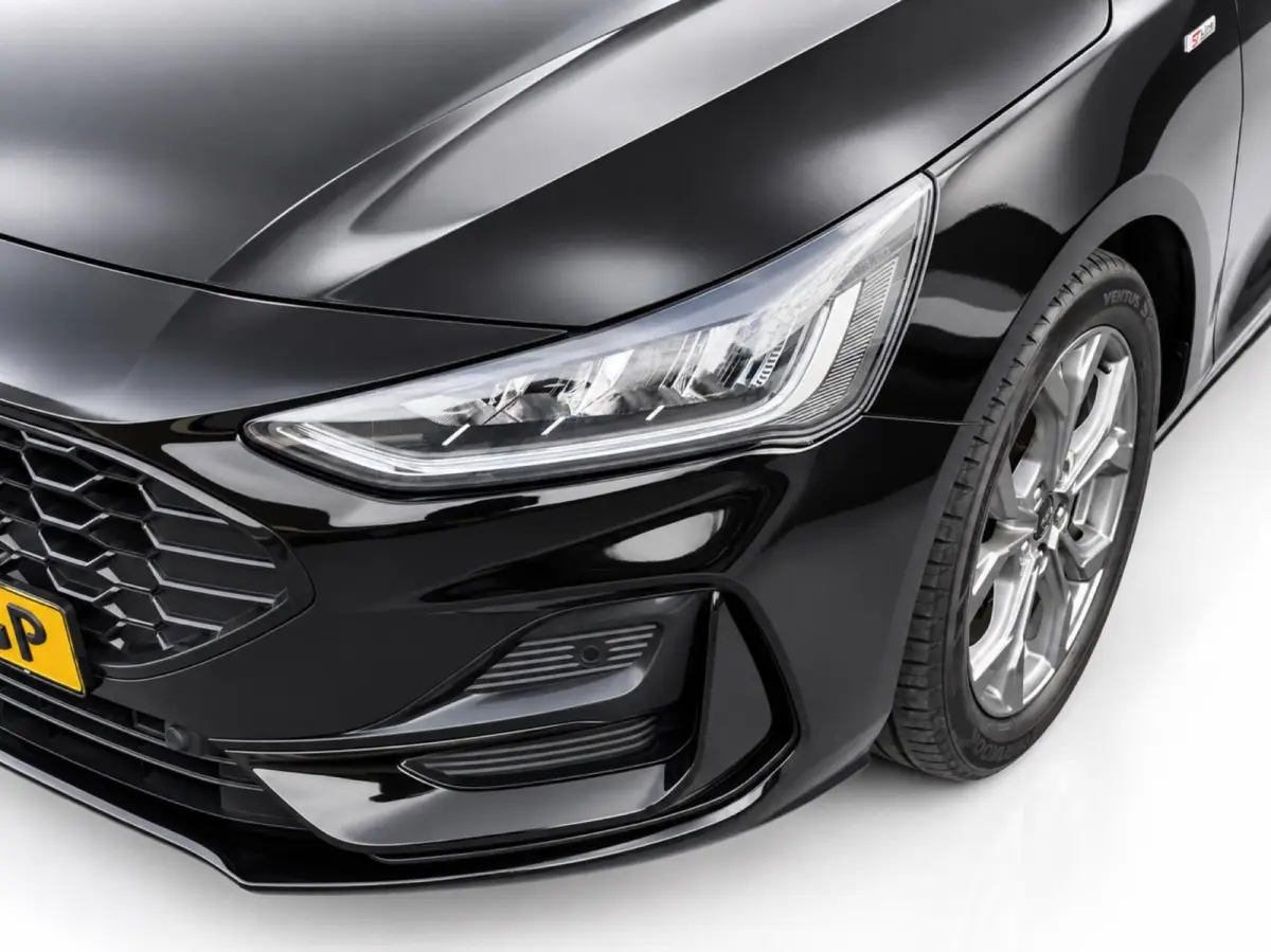 1.0 EcoBoost 125pk Hybrid ST Line X | Driver Assist pack| Winterpack | B&O sound