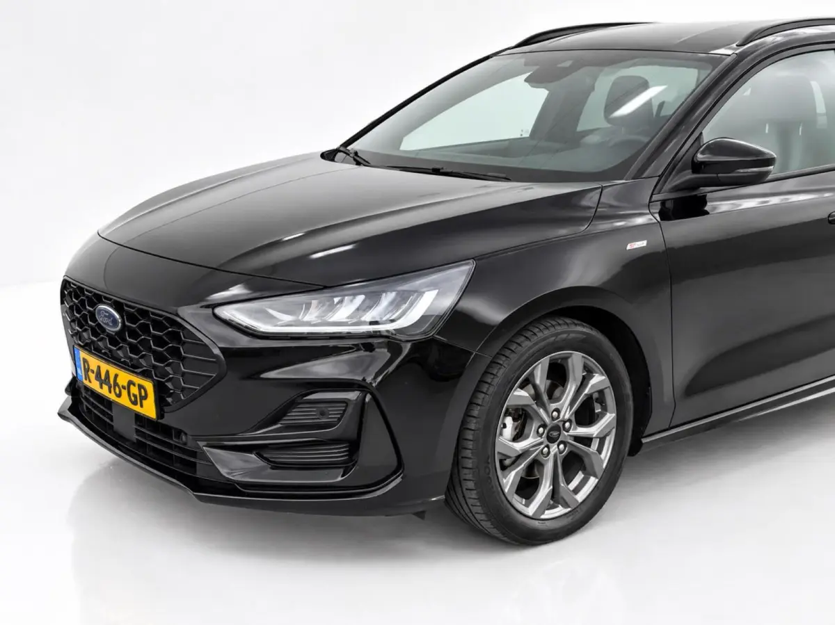 1.0 EcoBoost 125pk Hybrid ST Line X | Driver Assist pack| Winterpack | B&O sound