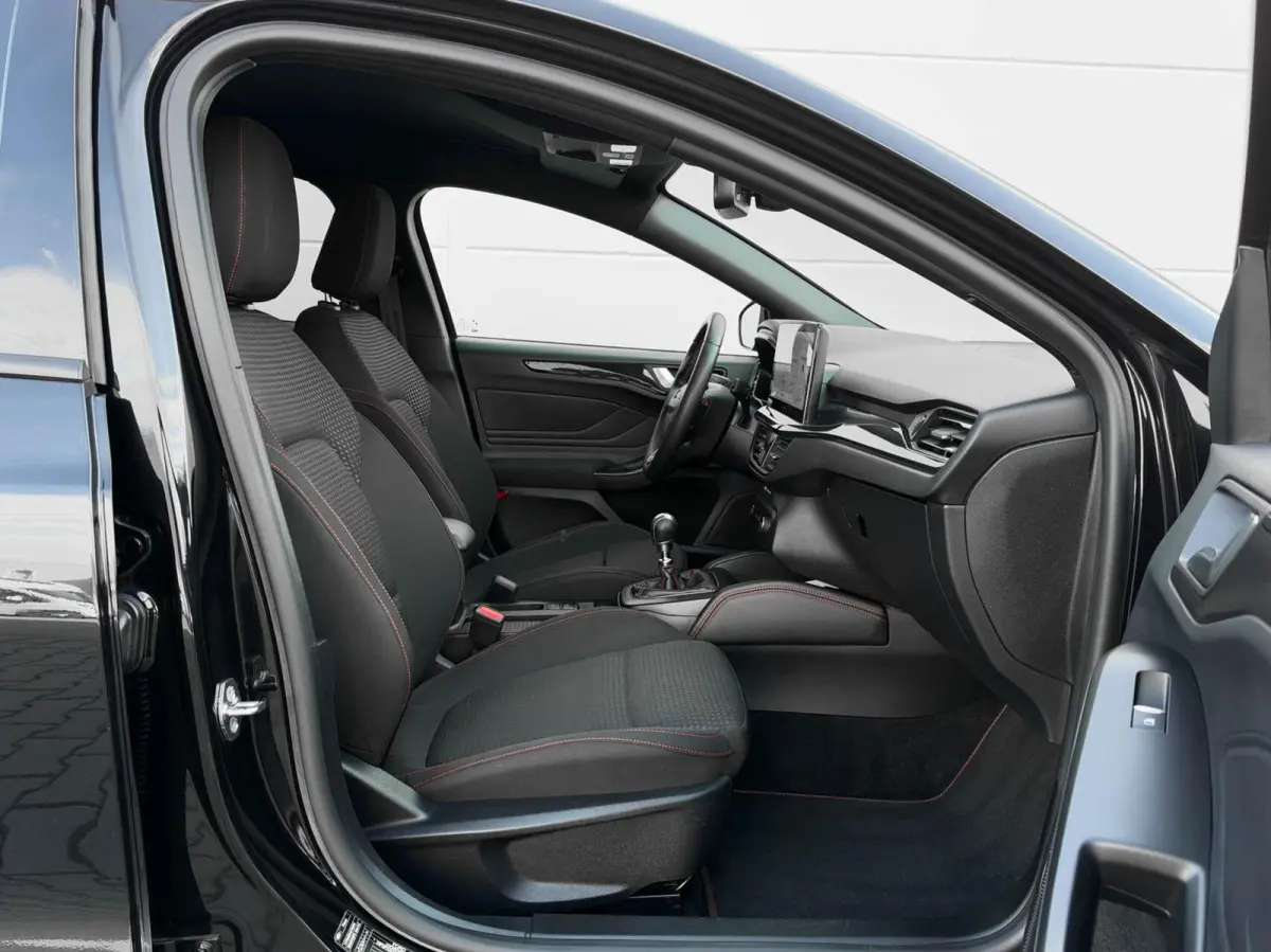1.0 EcoBoost 125pk Hybrid ST Line X | Driver Assist pack| Winterpack | B&O sound