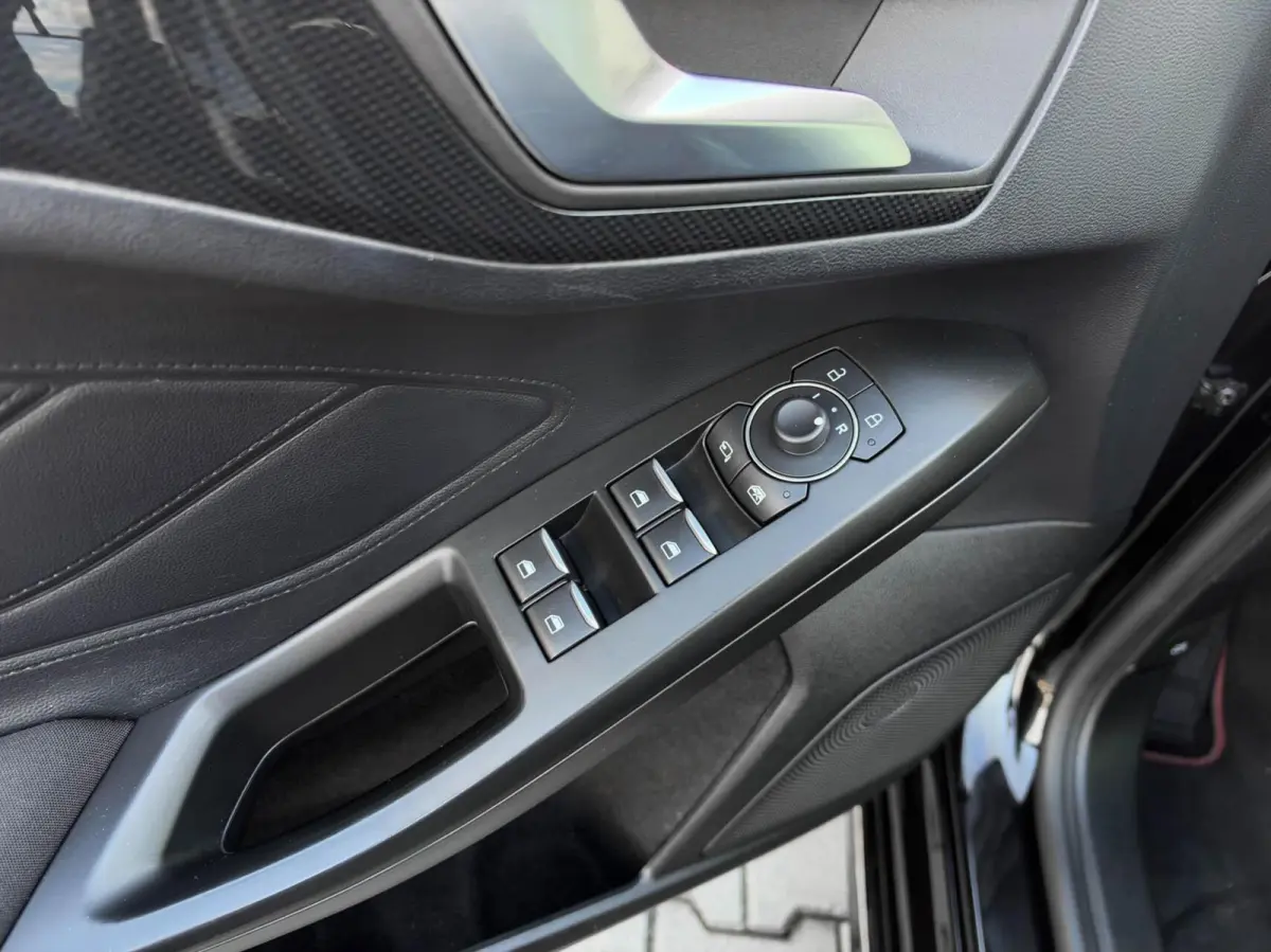 1.0 EcoBoost 125pk Hybrid ST Line X | Driver Assist pack| Winterpack | B&O sound