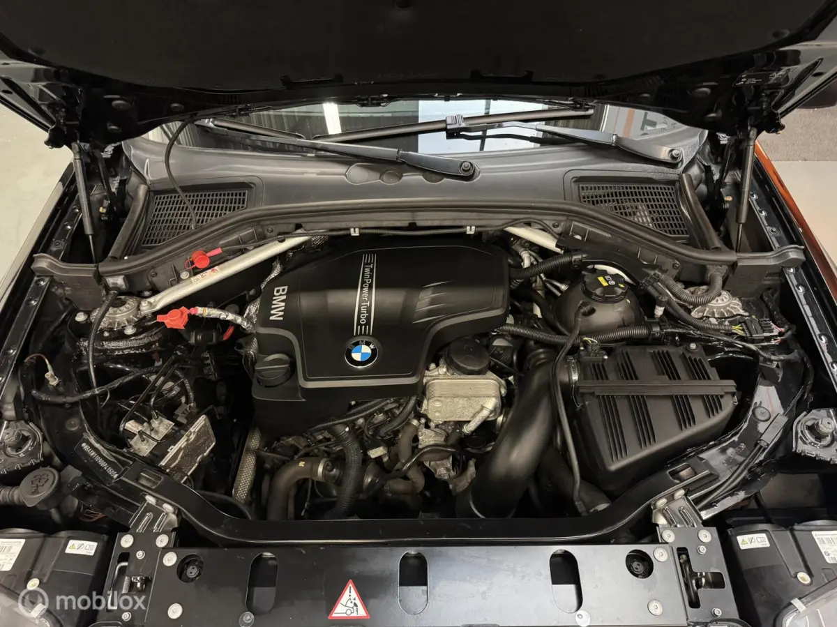 xDrive20i High Executive Leer|Schuifdak|NL-Auto!