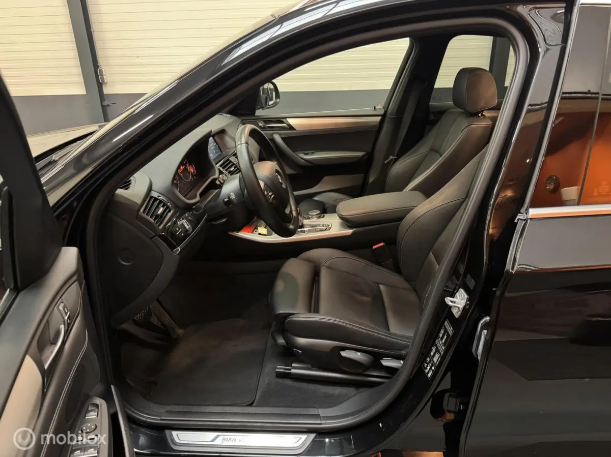 xDrive20i High Executive Leer|Schuifdak|NL-Auto!