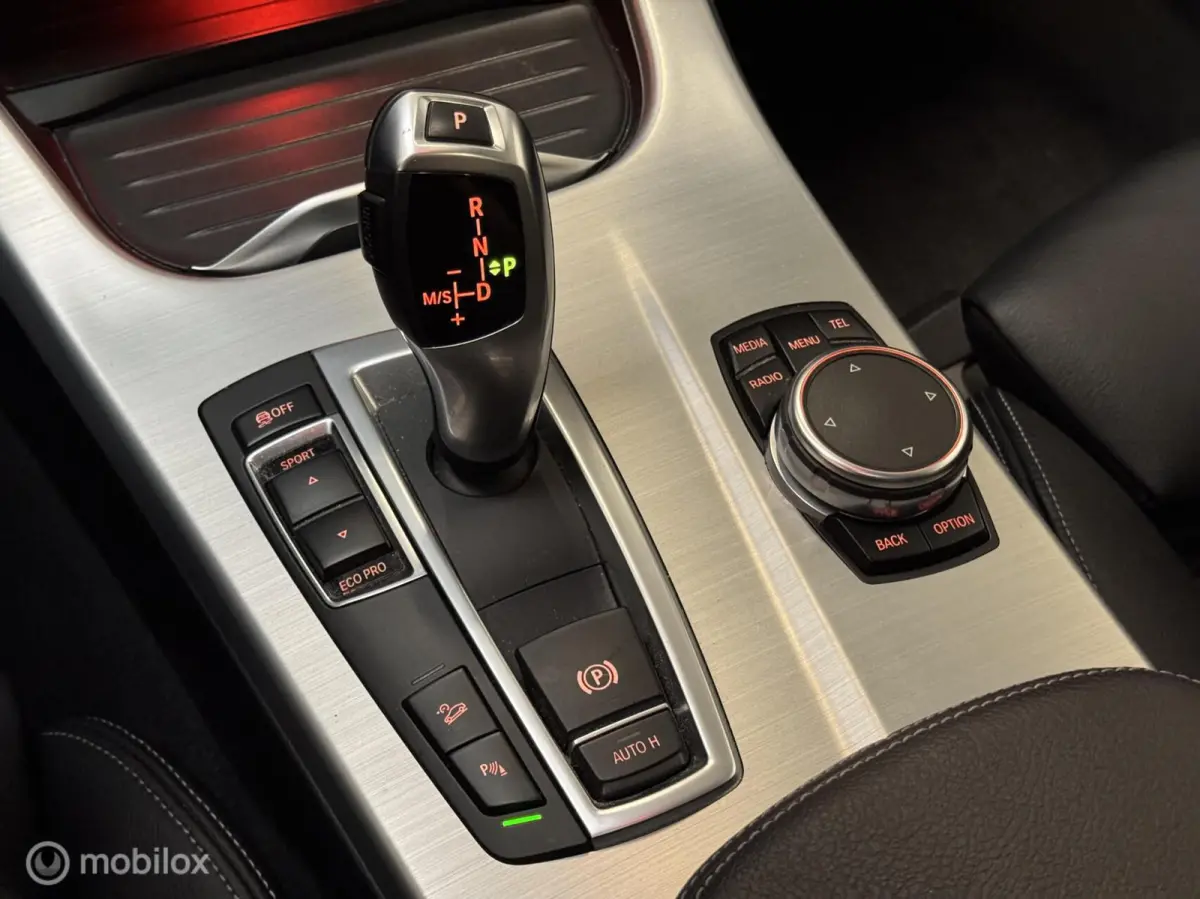xDrive20i High Executive Leer|Schuifdak|NL-Auto!