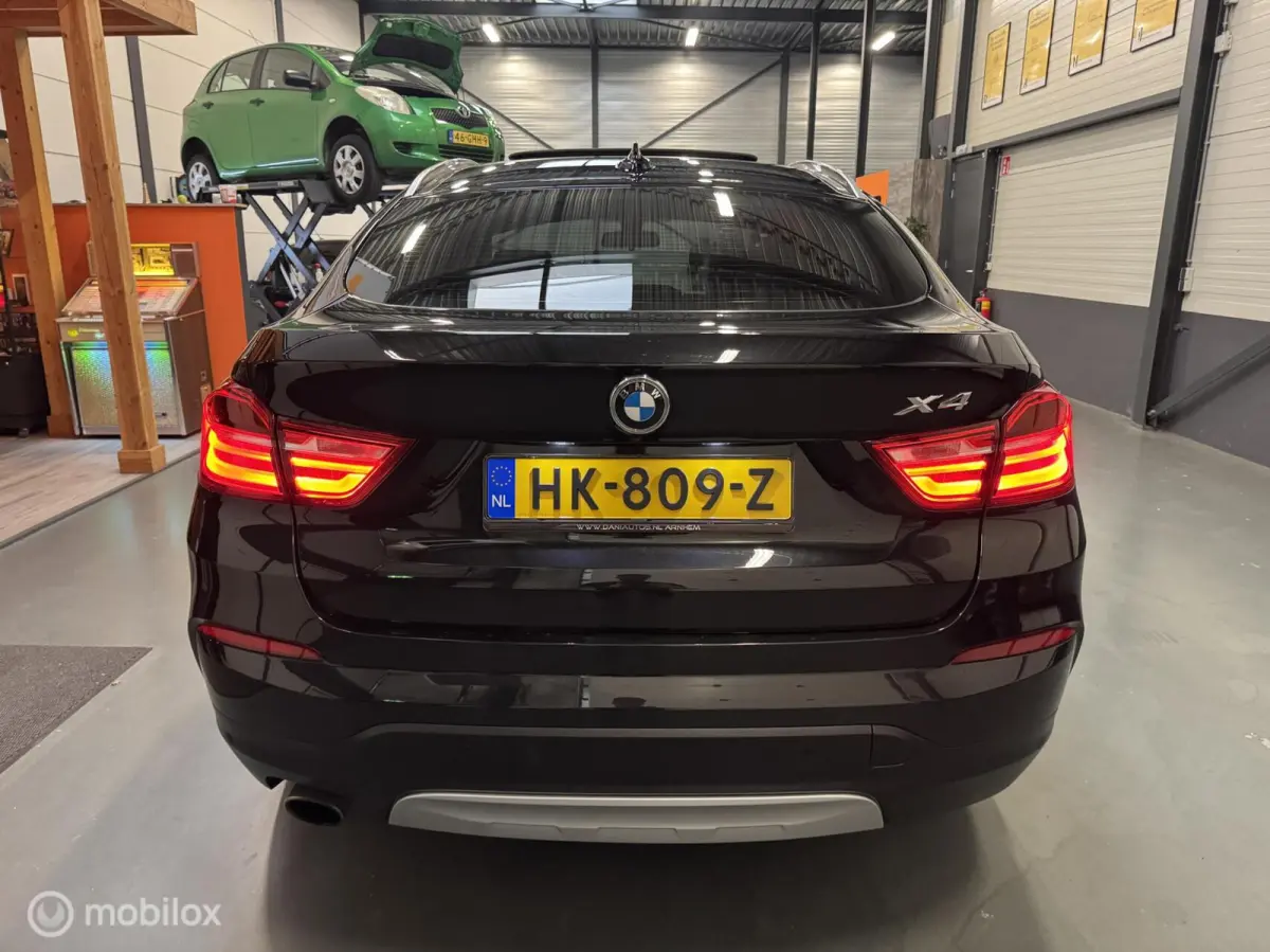 xDrive20i High Executive Leer|Schuifdak|NL-Auto!