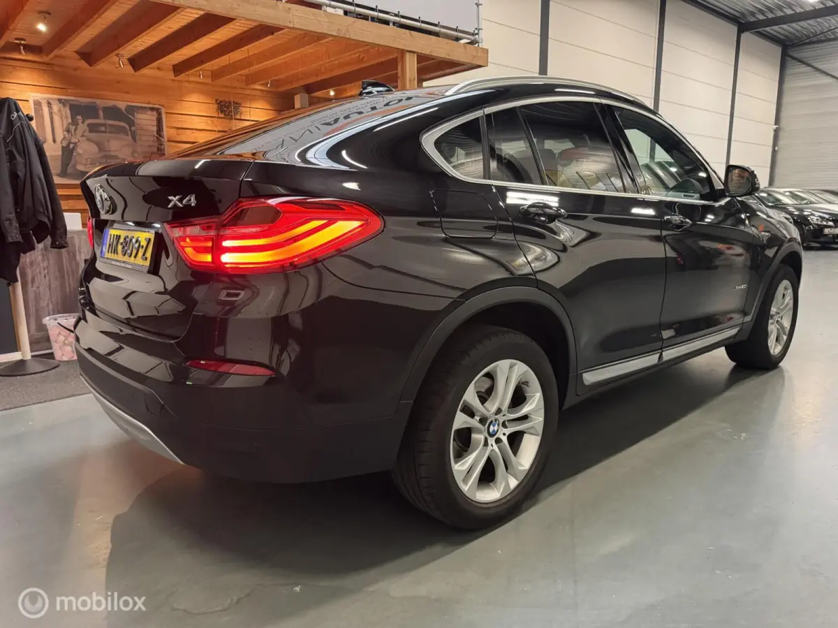 xDrive20i High Executive Leer|Schuifdak|NL-Auto!