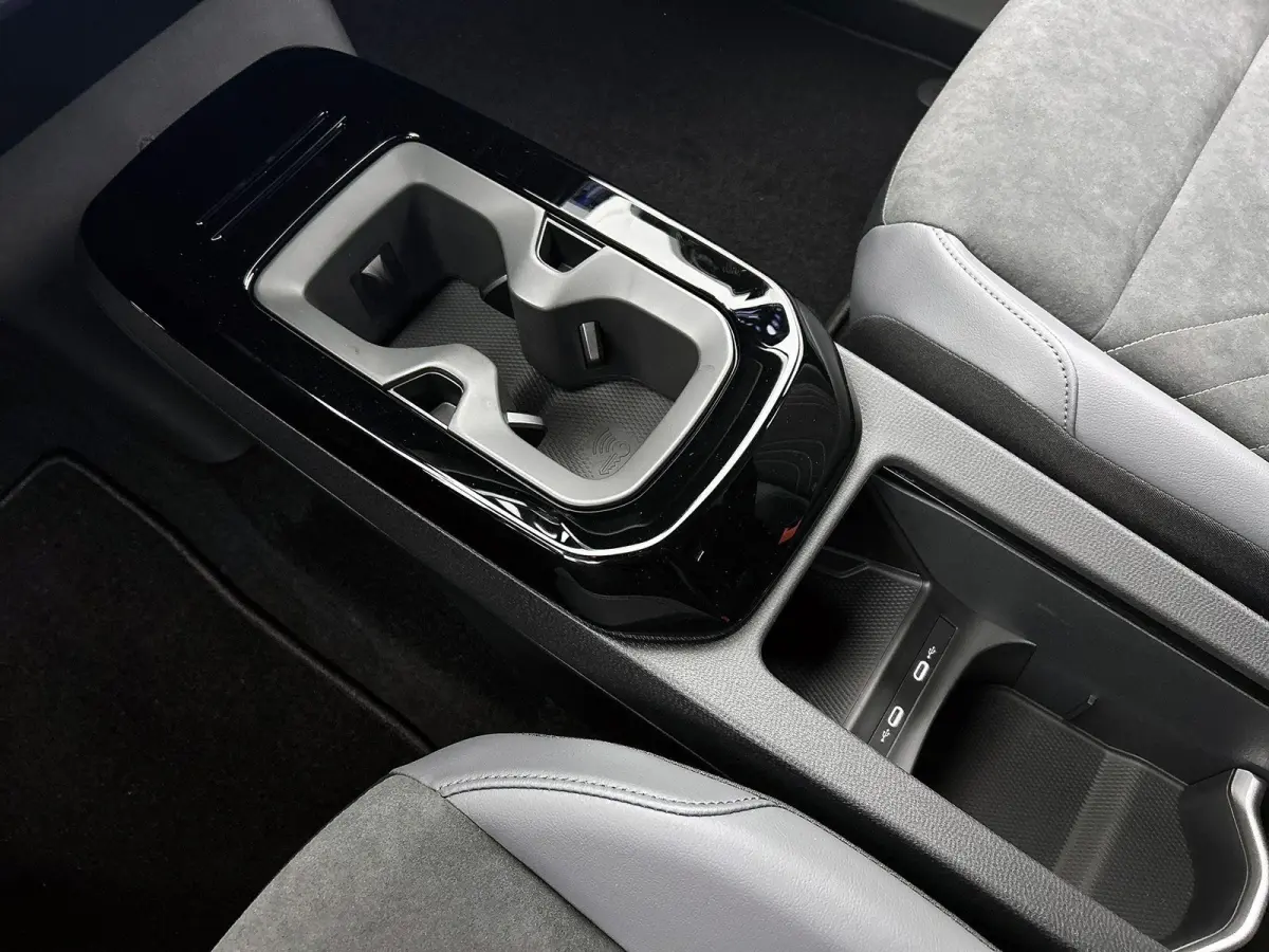 Pro Limited Edition 79 kWh 286 PK | NOVEMBER BINNEN | Automaat | Trekhaak | Navigatie | Stoelverwarming | Parkeersensoren | Adaptive Cruise Control | Apple Carplay | Android Auto | Climate C