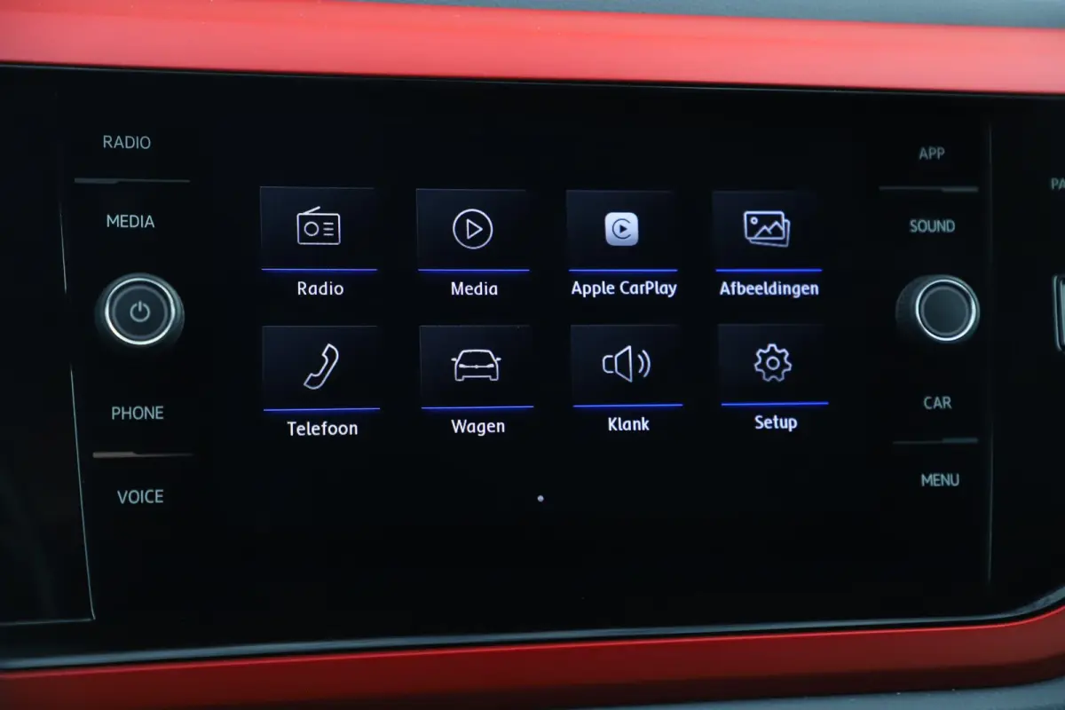 1.0 TSI Beats 95PK NAP 17 inch LMV Carplay Android Adaptive Cruise Airco Parkeersensor