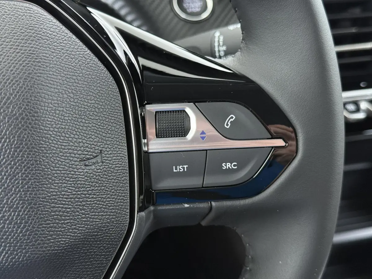 Business 51 kWh | Demo | Navigatie | Camera achter | Parkeersensoren | Cruise control | Apple Carplay en Android auto draadloos