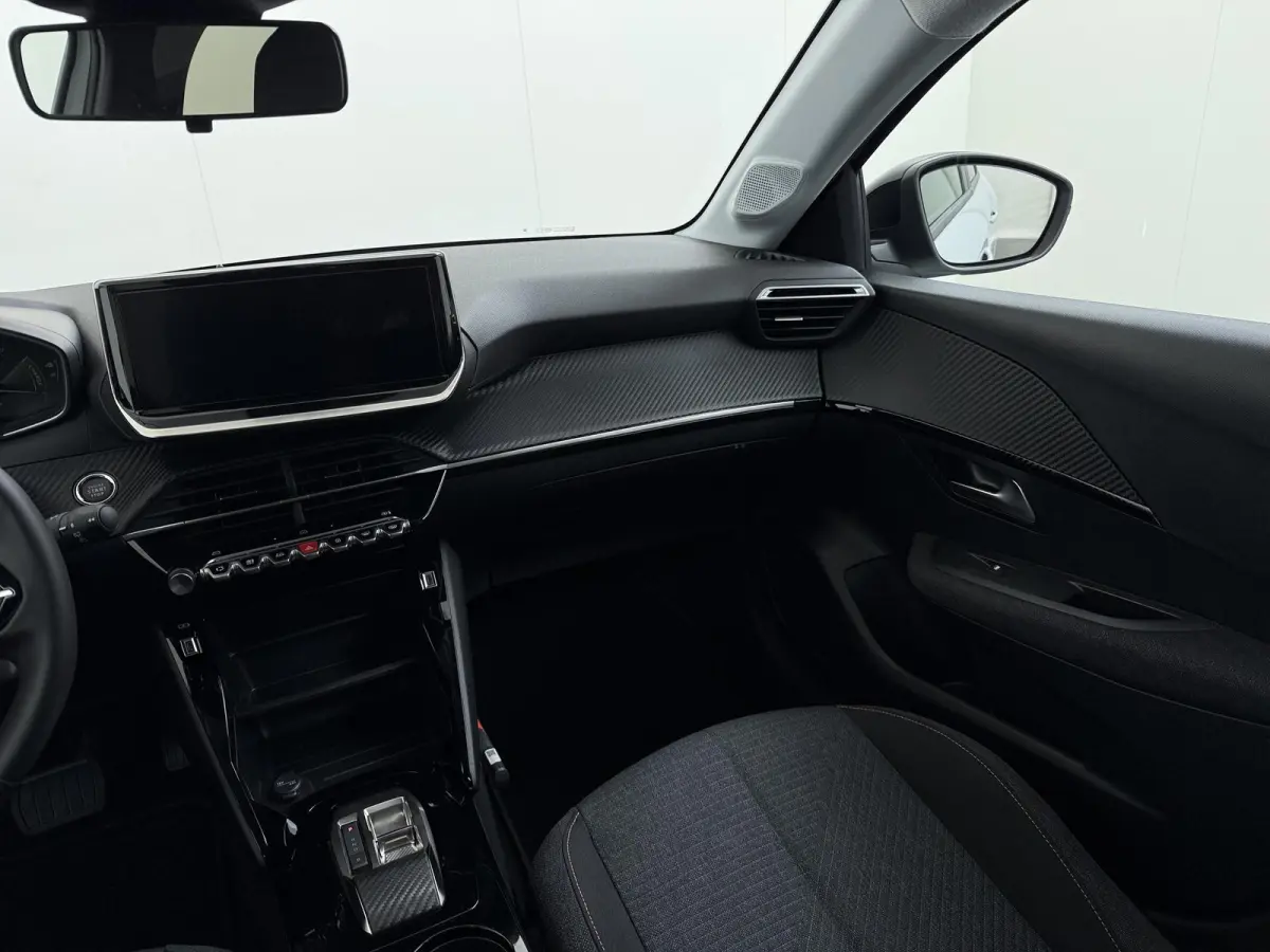 Business 51 kWh | Demo | Navigatie | Camera achter | Parkeersensoren | Cruise control | Apple Carplay en Android auto draadloos