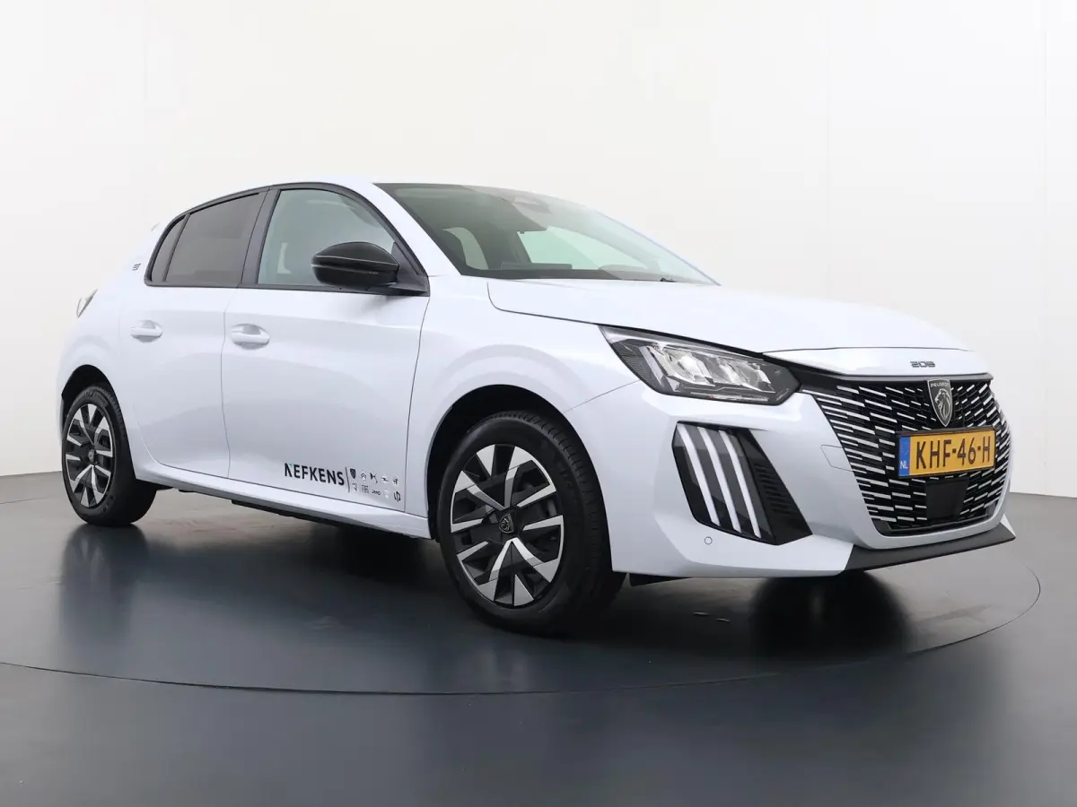 Business 51 kWh | Demo | Navigatie | Camera achter | Parkeersensoren | Cruise control | Apple Carplay en Android auto draadloos