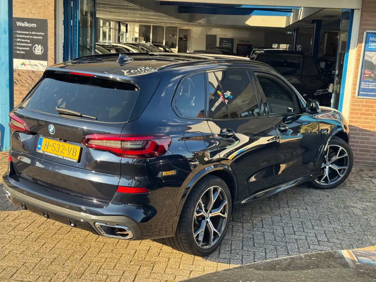 XDrive45e High Executive 2022 AUT PANO FULL NAP!