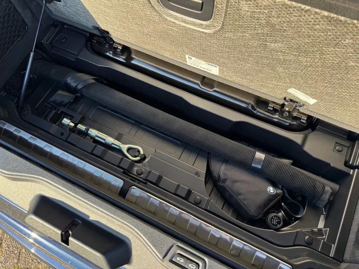XDrive45e High Executive 2022 AUT PANO FULL NAP!