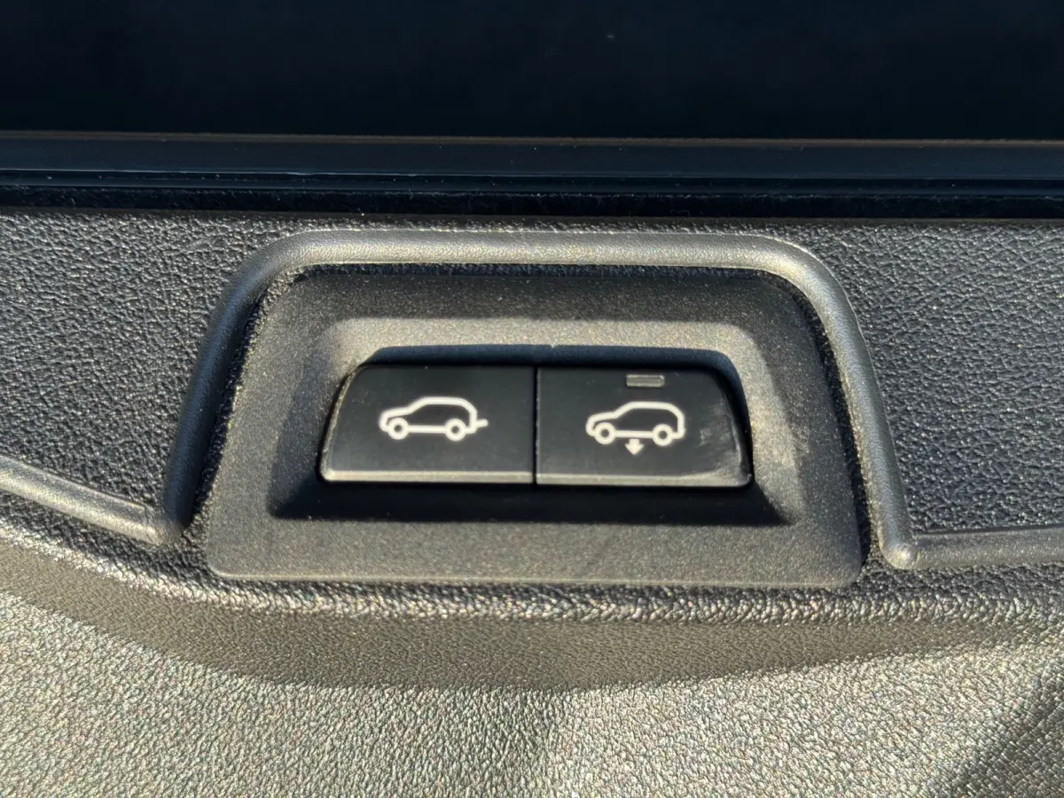 XDrive45e High Executive 2022 AUT PANO FULL NAP!
