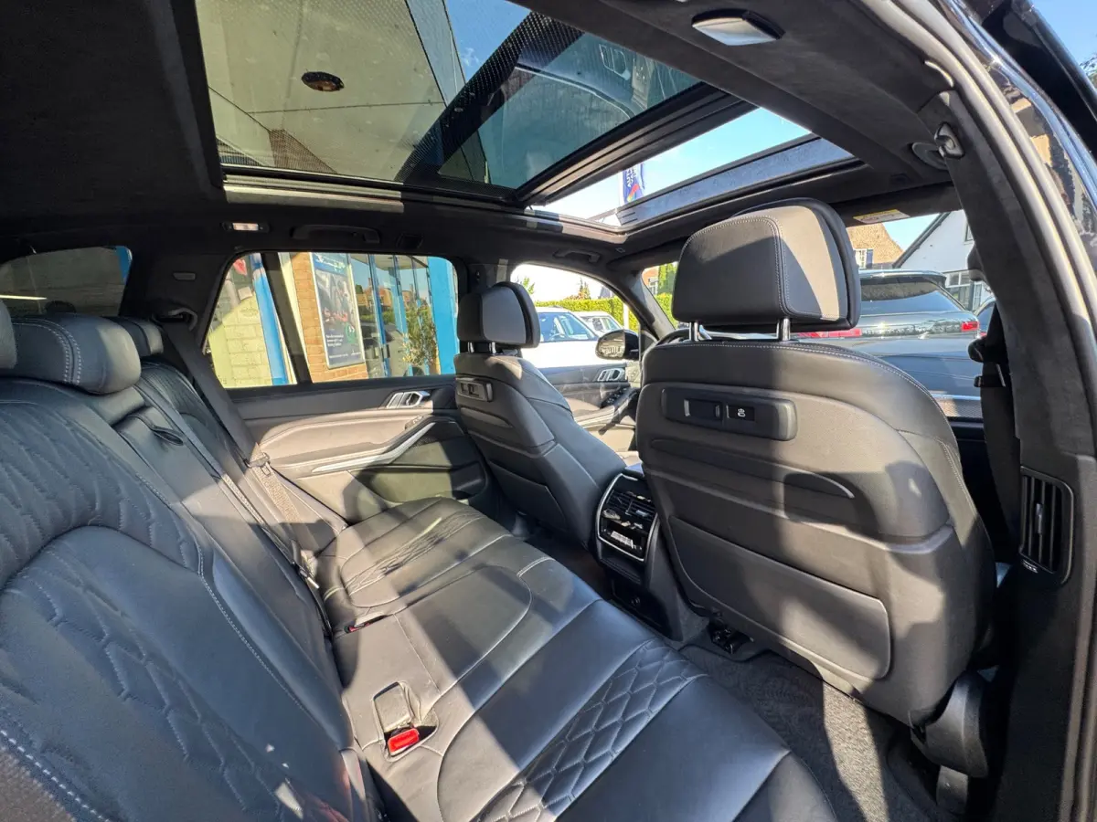 XDrive45e High Executive 2022 AUT PANO FULL NAP!