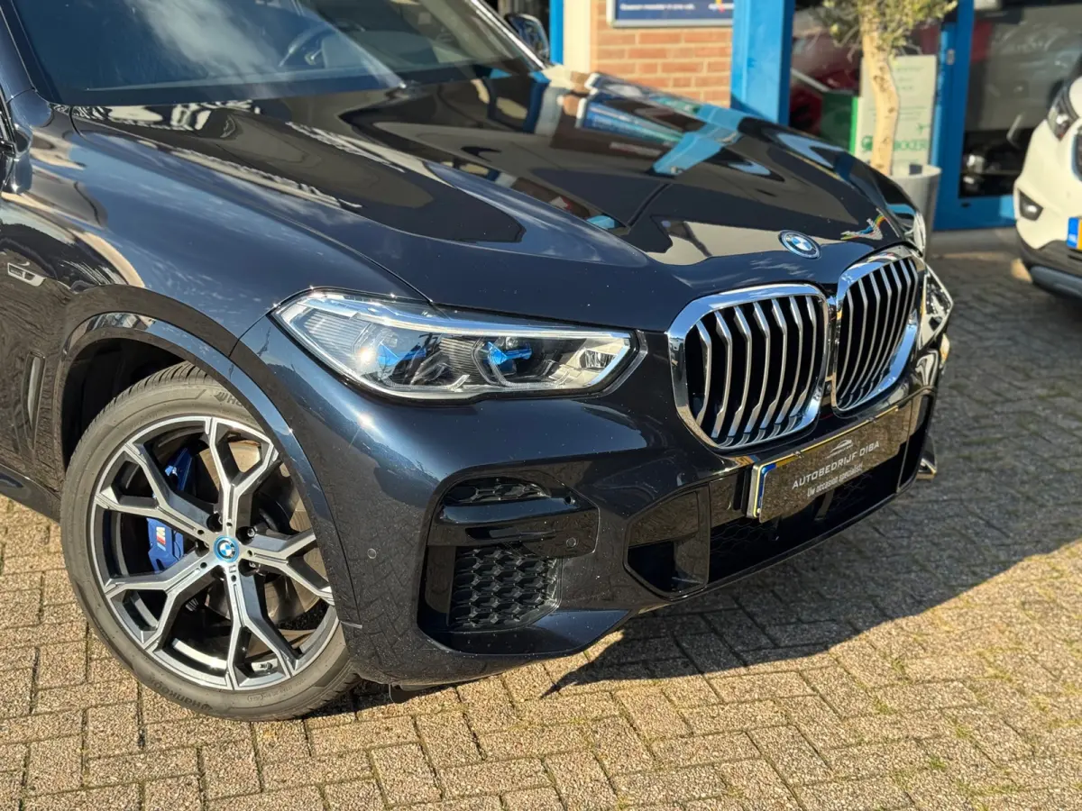 XDrive45e High Executive 2022 AUT PANO FULL NAP!