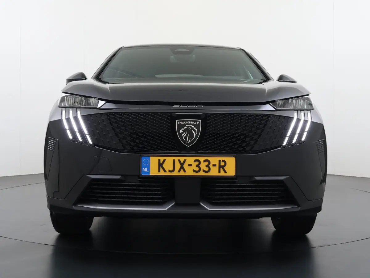Allure 145pk Hybrid Automaat | Demo | Navigatie | Camera achter | Parkeersensoren | Cruise control adaptief | Lichtmetalen velgen | Apple Carplay en Android auto draadloos