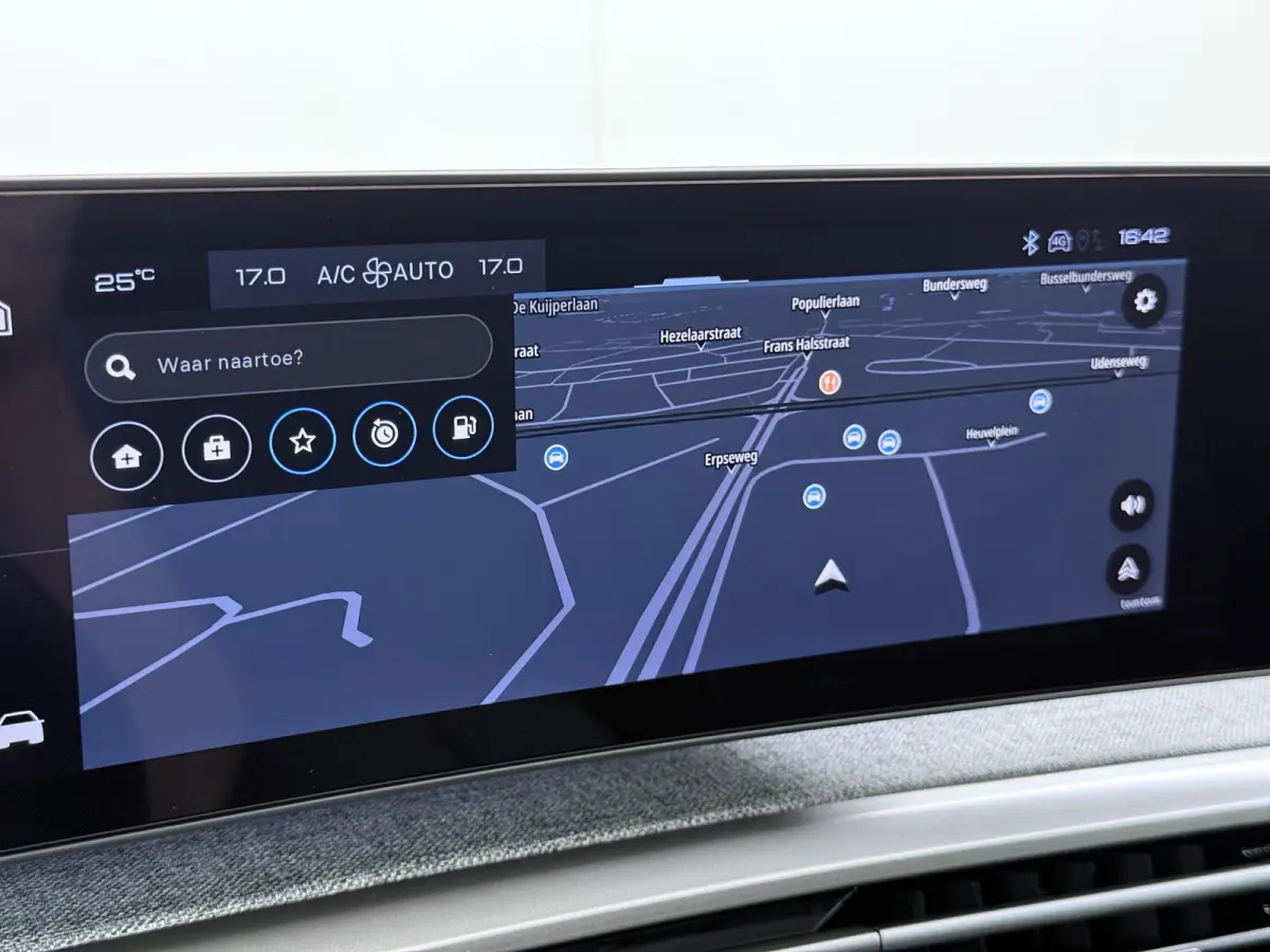 Allure 145pk Hybrid Automaat | Demo | Navigatie | Camera achter | Parkeersensoren | Cruise control adaptief | Lichtmetalen velgen | Apple Carplay en Android auto draadloos