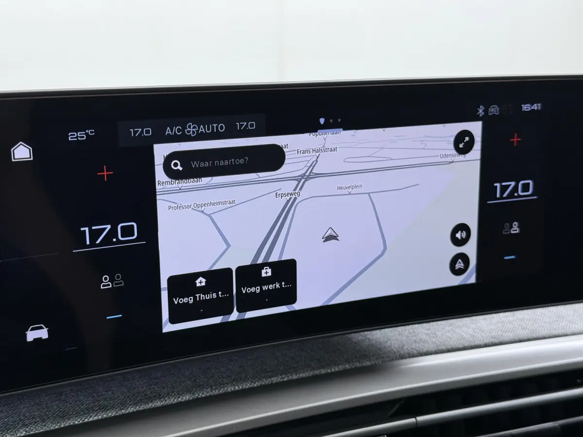 Allure 145pk Hybrid Automaat | Demo | Navigatie | Camera achter | Parkeersensoren | Cruise control adaptief | Lichtmetalen velgen | Apple Carplay en Android auto draadloos