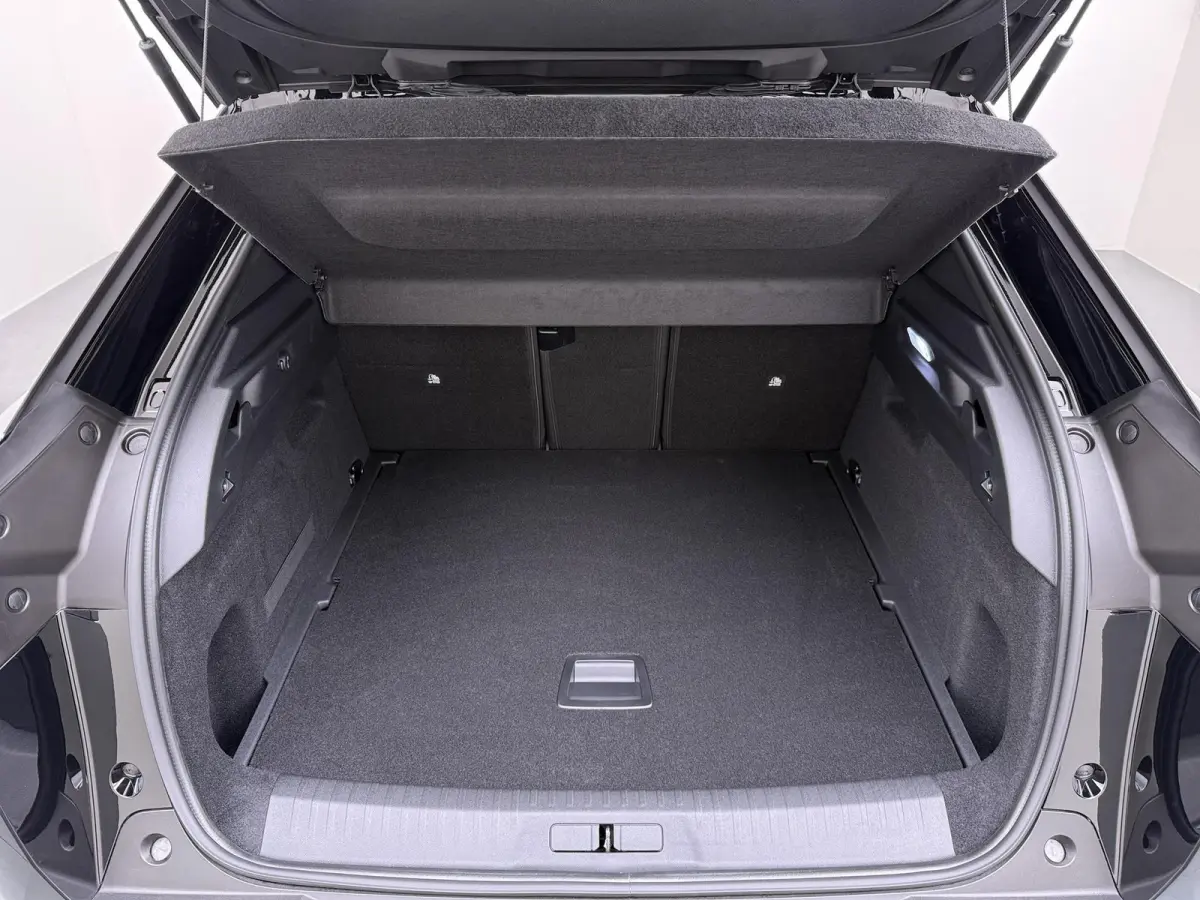 Allure 145pk Hybrid Automaat | Demo | Navigatie | Camera achter | Parkeersensoren | Cruise control adaptief | Lichtmetalen velgen | Apple Carplay en Android auto draadloos
