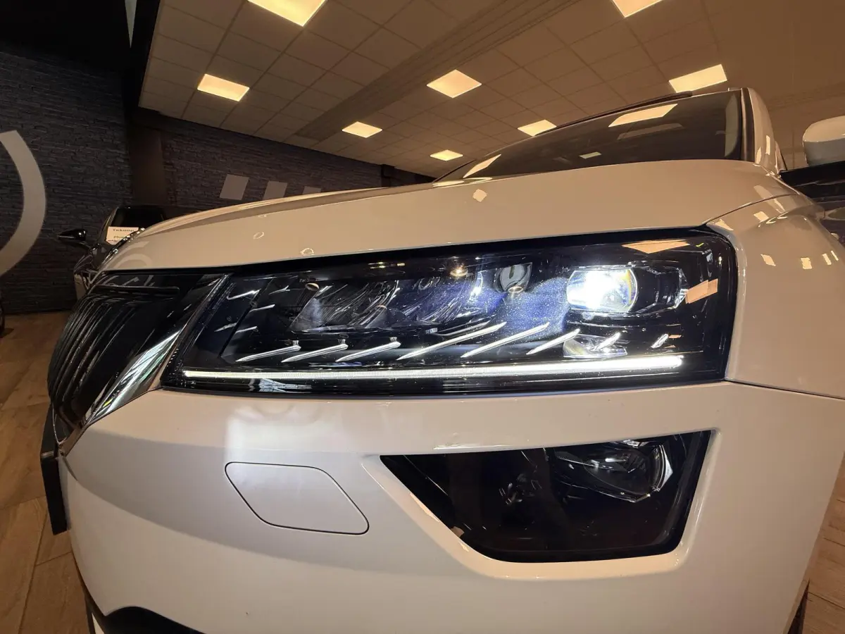 1.0 TSI Style Business |DSG|PANO|CANTON|NAVI|CARPLAY|19"INCH|