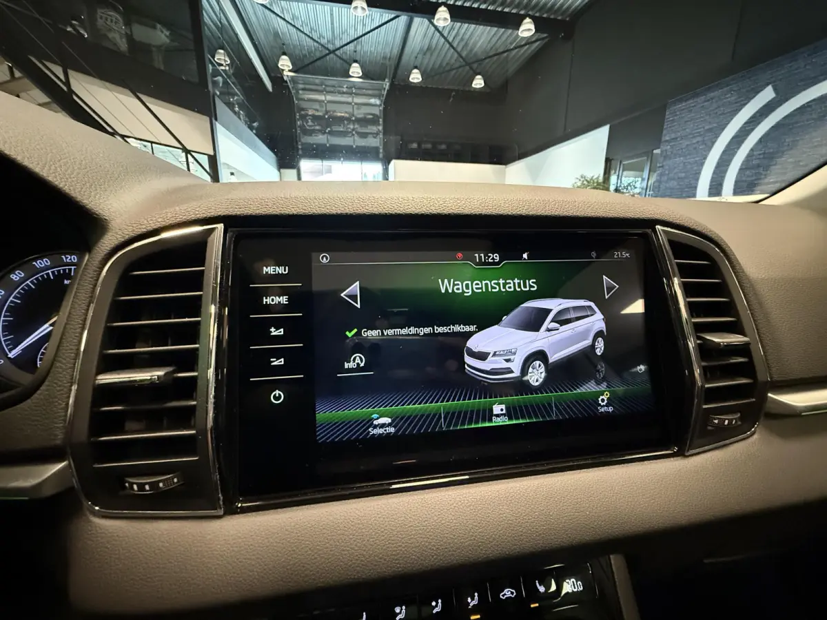 1.0 TSI Style Business |DSG|PANO|CANTON|NAVI|CARPLAY|19"INCH|