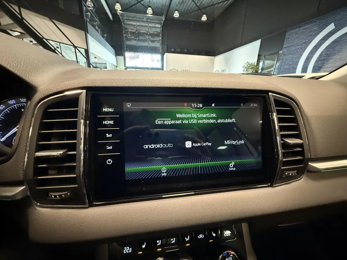 1.0 TSI Style Business |DSG|PANO|CANTON|NAVI|CARPLAY|19"INCH|