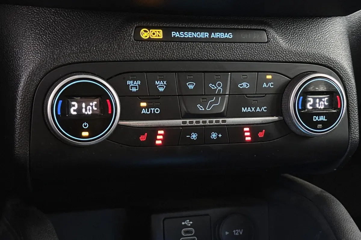2.5 PHEV Titanium X Stuur-Stoelverwarming Trekhaak Bang&Olufsen
