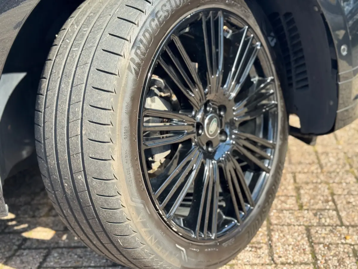 2.0 P250 Turbo AWD R-Dynamic SE