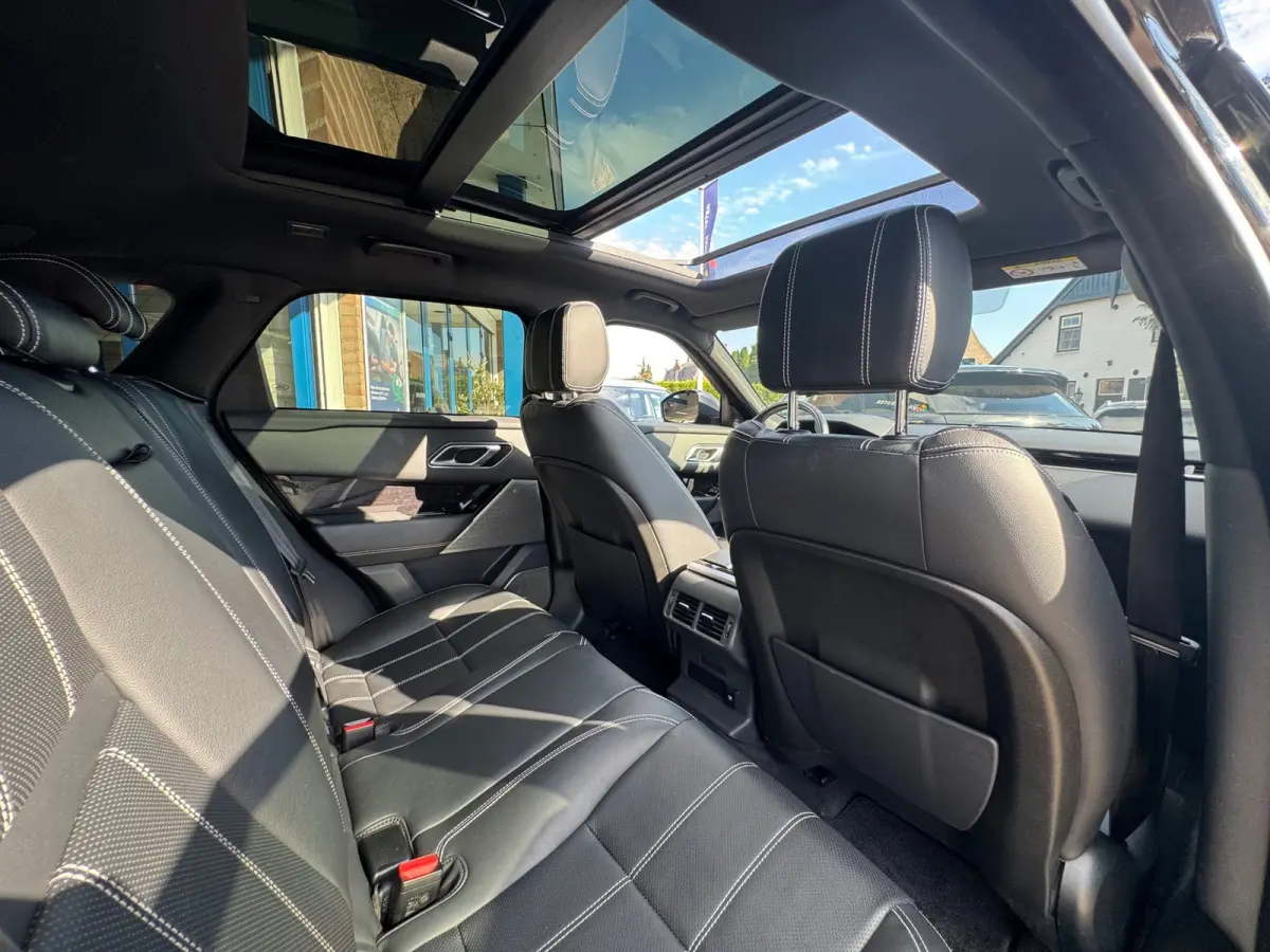 2.0 P250 Turbo AWD R-Dynamic SE