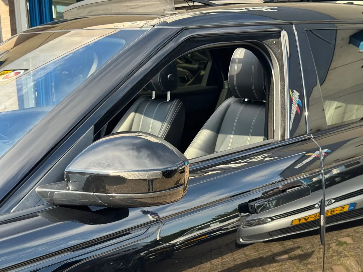 2.0 P250 Turbo AWD R-Dynamic SE