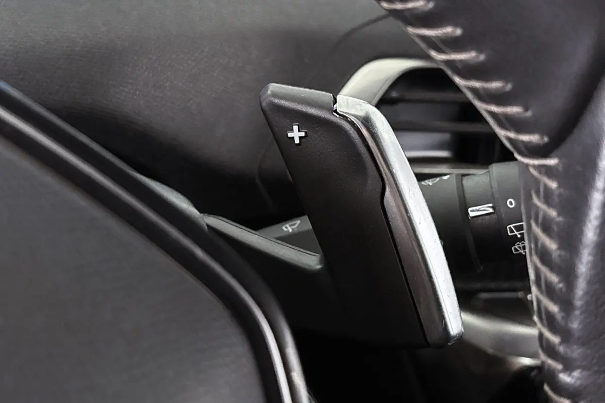 1.6 HYbrid 225 Allure SOH 100% Apple CarPlay Achteruitrijcamera