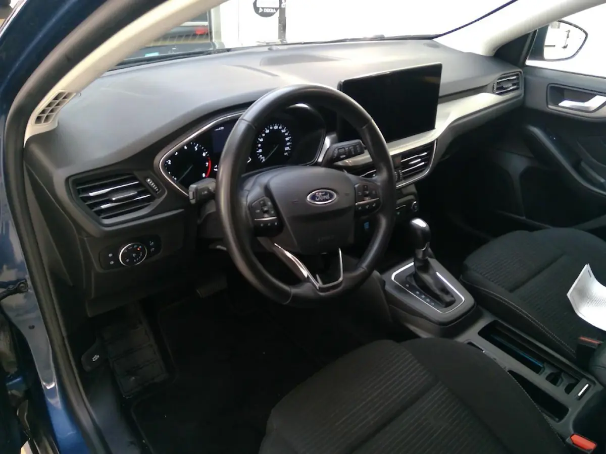 1.0 EcoBoost 155PK Hybrid Titanium AUTOM. | TREKH. | NAVI | CRUISE | LMV