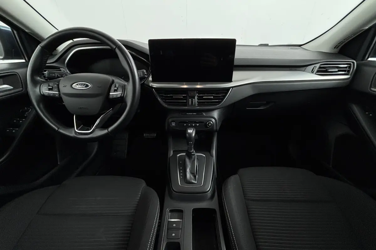 1.0 EcoBoost 155PK Hybrid Titanium AUTOM. | TREKH. | NAVI | CRUISE | LMV