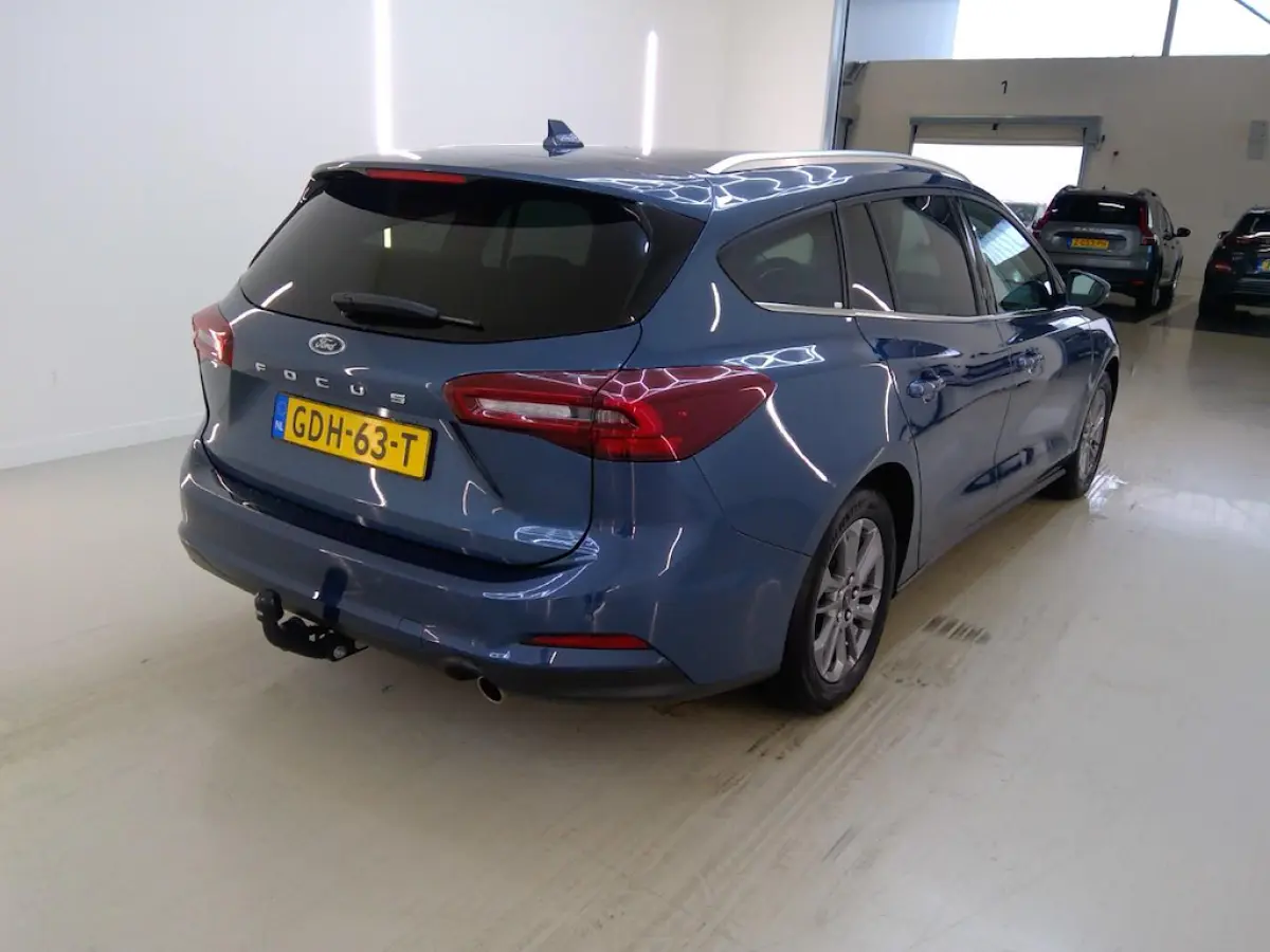 1.0 EcoBoost 155PK Hybrid Titanium AUTOM. | TREKH. | NAVI | CRUISE | LMV
