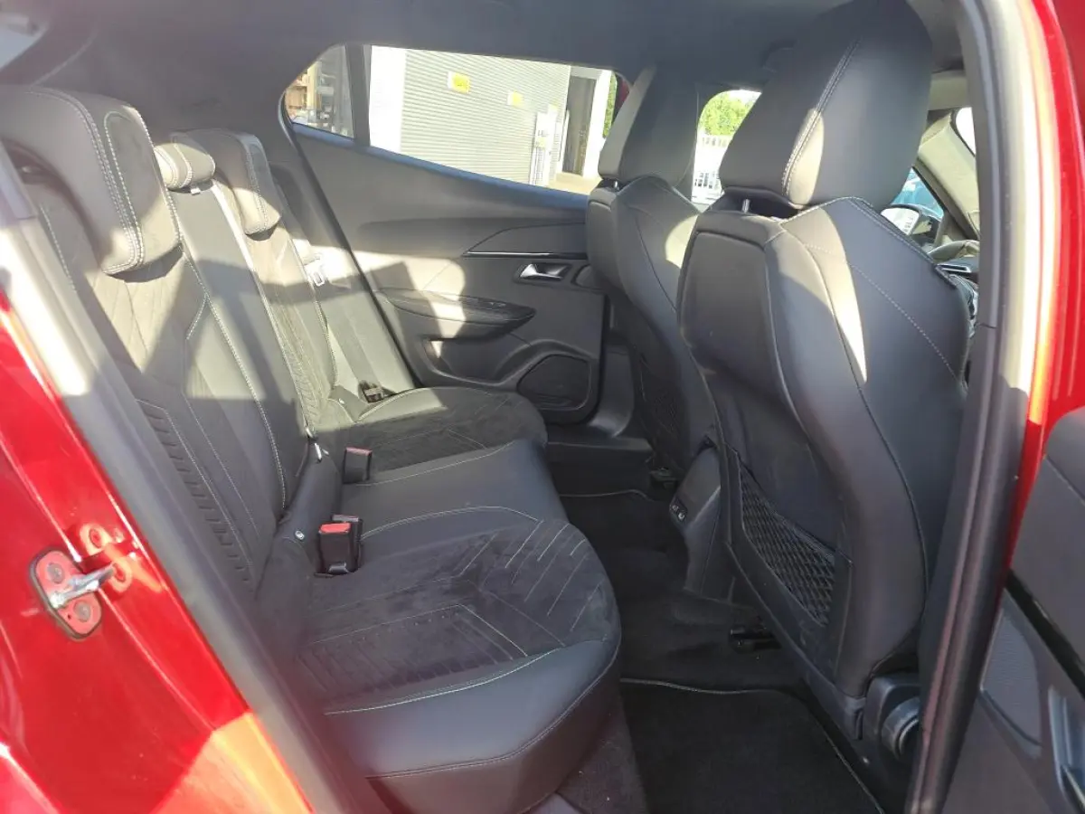 EV GT 54 kWh | Fase 3 laden | Luxe stoelen | Massage | Navigatie | Camera voor + achter | Adaptieve cruise control |