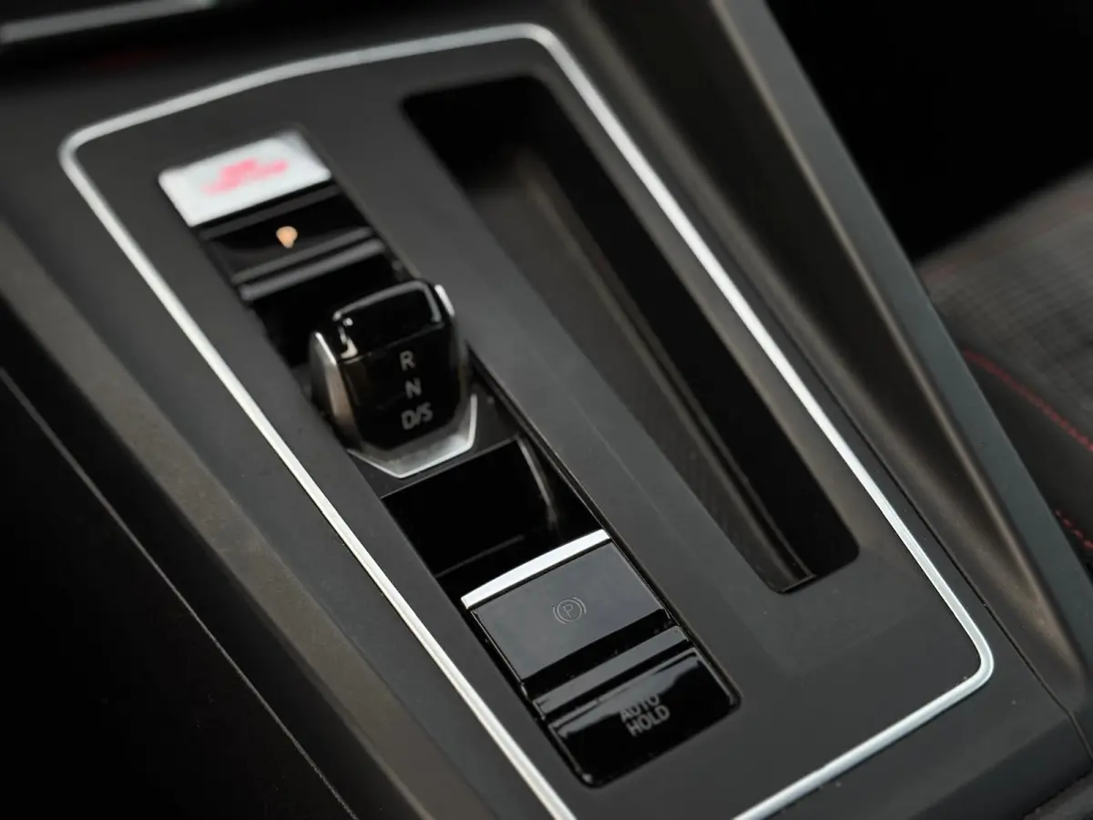 2.0 TSI GTI VOL! | 245PK | DEALER ONDERH | IQ-LIGHTS | STOEL/STUUR VERW | CARPLAY | ADD CRUISE | CARPLAY | ETC