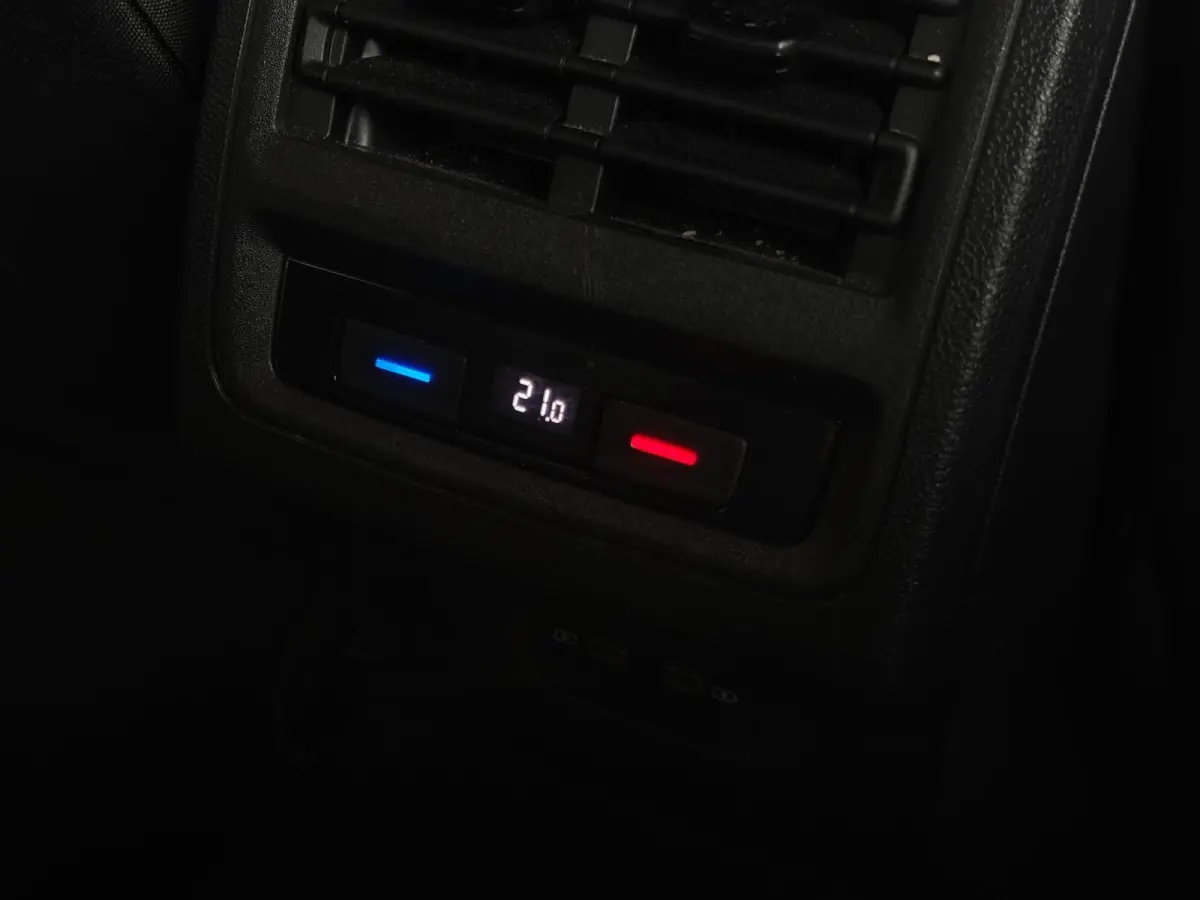 2.0 TSI GTI VOL! | 245PK | DEALER ONDERH | IQ-LIGHTS | STOEL/STUUR VERW | CARPLAY | ADD CRUISE | CARPLAY | ETC